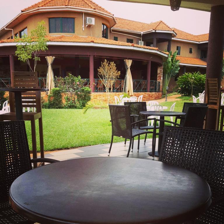 Nile Village Hotel & Spa Jinja Exterior foto