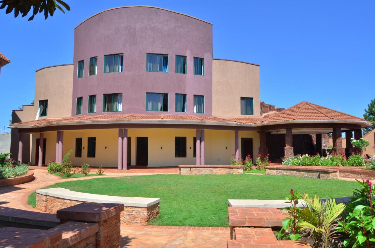 Nile Village Hotel & Spa Jinja Exterior foto
