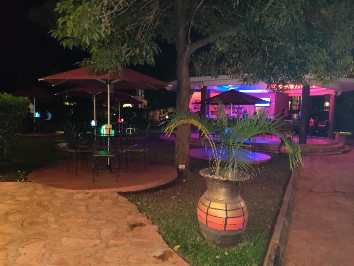 Nile Village Hotel & Spa Jinja Exterior foto